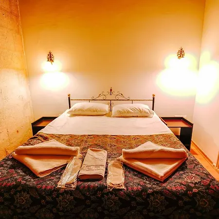 Alaca Cave Cappadocia Hotel *