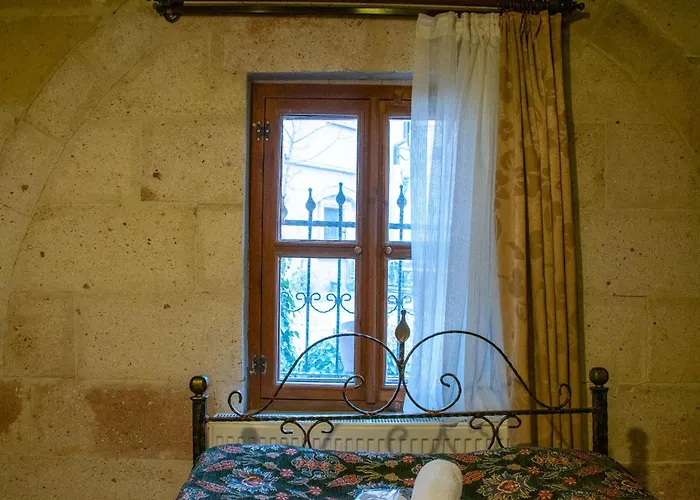 Alaca Cave Cappadocia Гореме